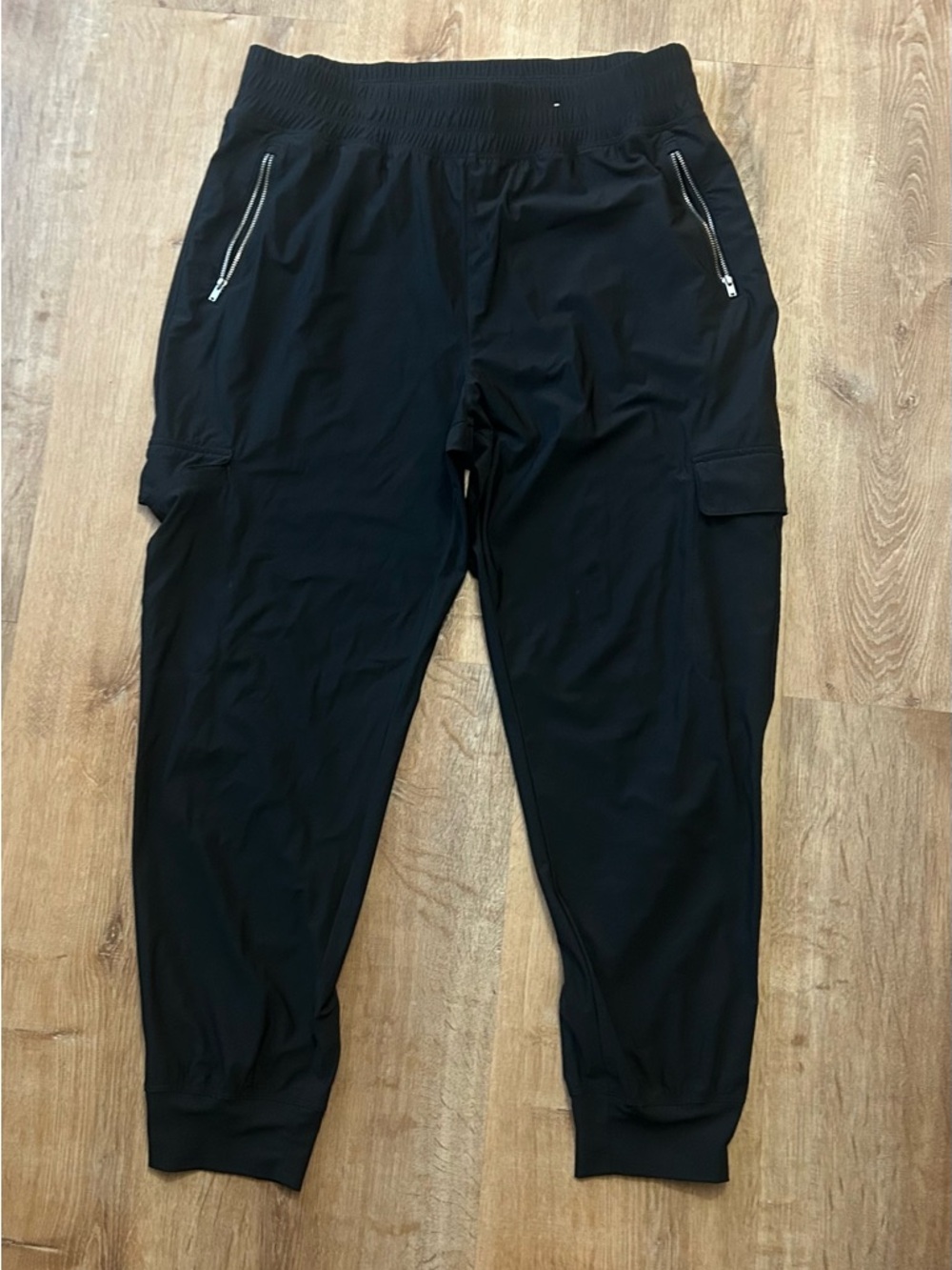 Old Navy Black Women's Cargo Jogger Pants
